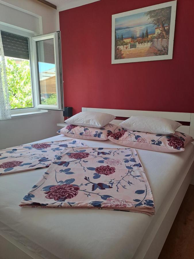 Studio Apartments Maslinik Krk Town Exteriér fotografie