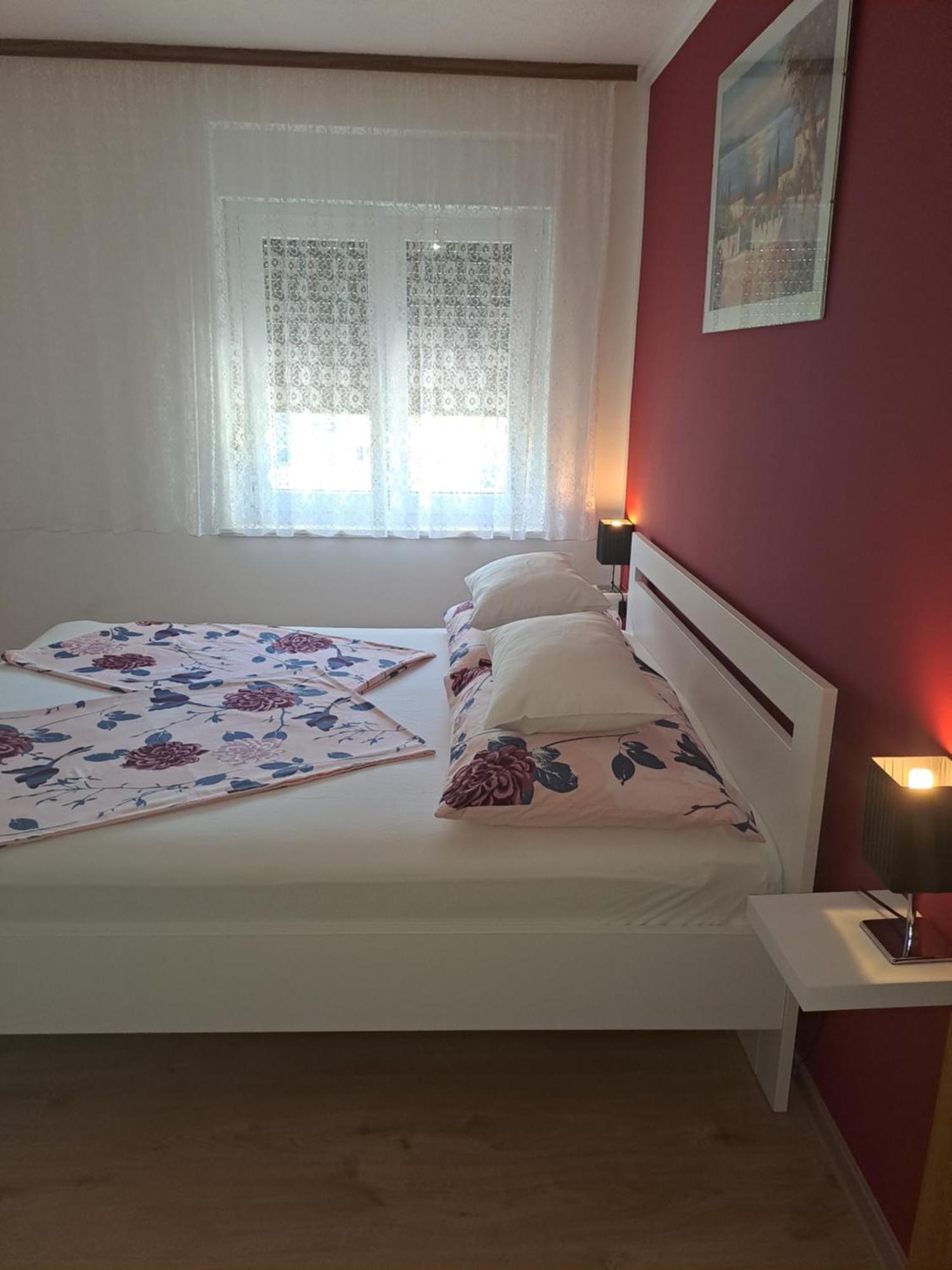 Studio Apartments Maslinik Krk Town Exteriér fotografie