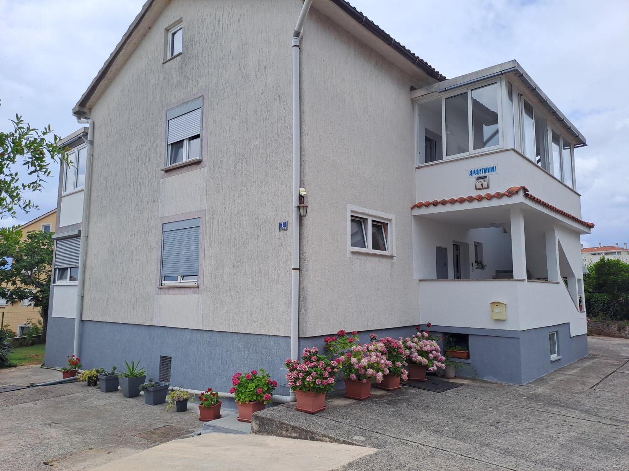 Studio Apartments Maslinik Krk Town Exteriér fotografie